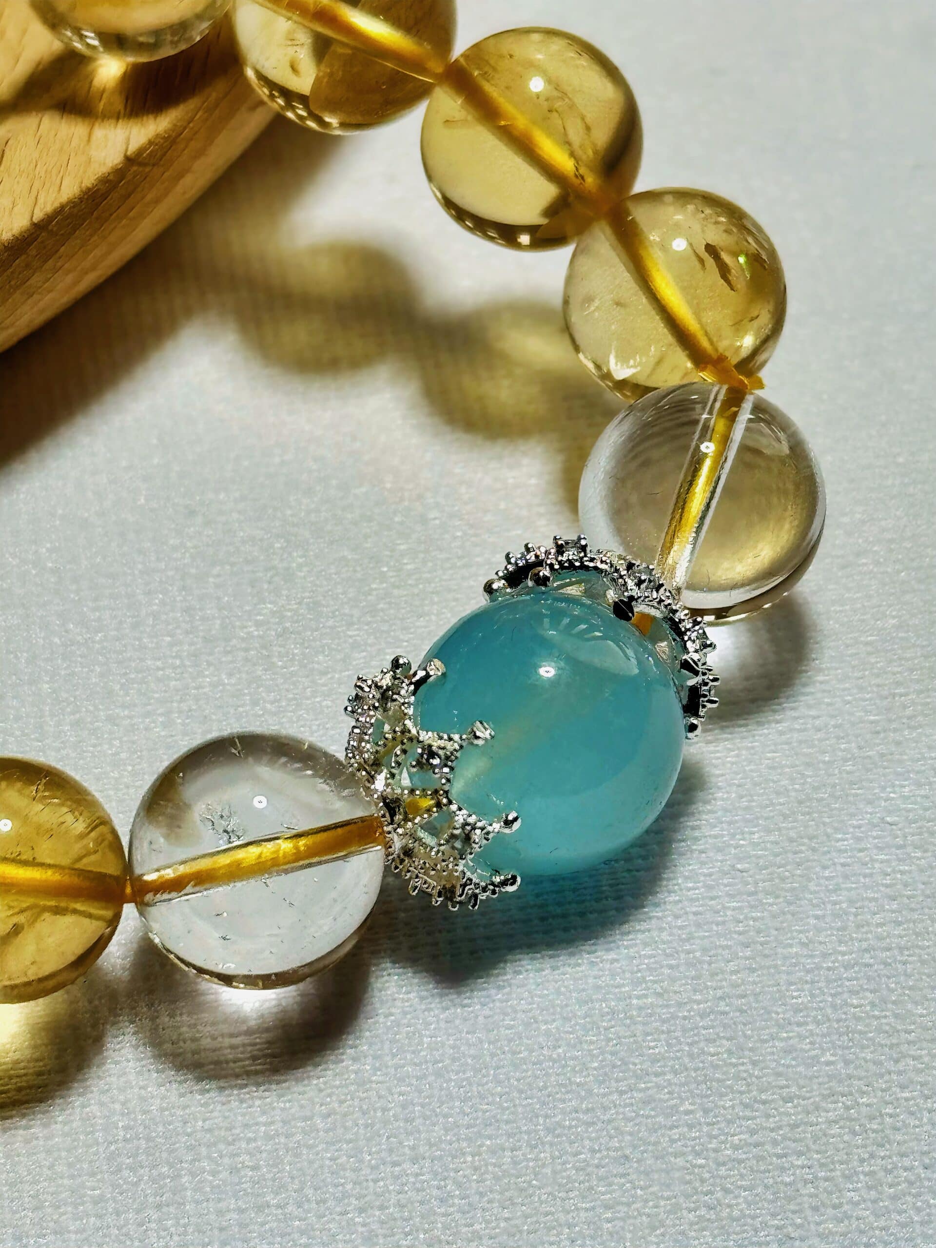 Wealth Momentum Ocean Clarity Dual-Energy Bracelet - 图片 5