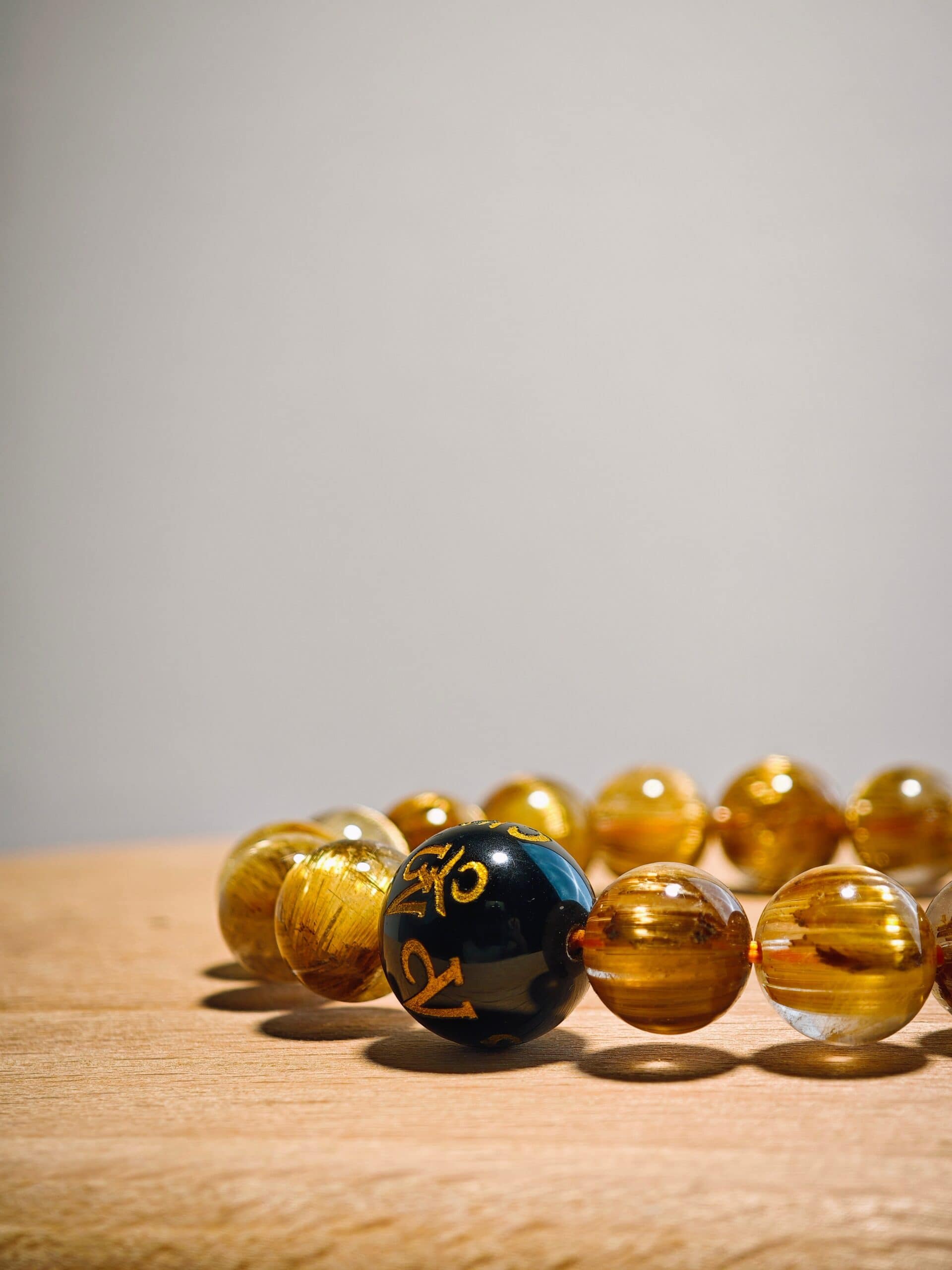 Metal Momentum Target-Focused Cat's Eye Rutilated Bracelet - 图片 4