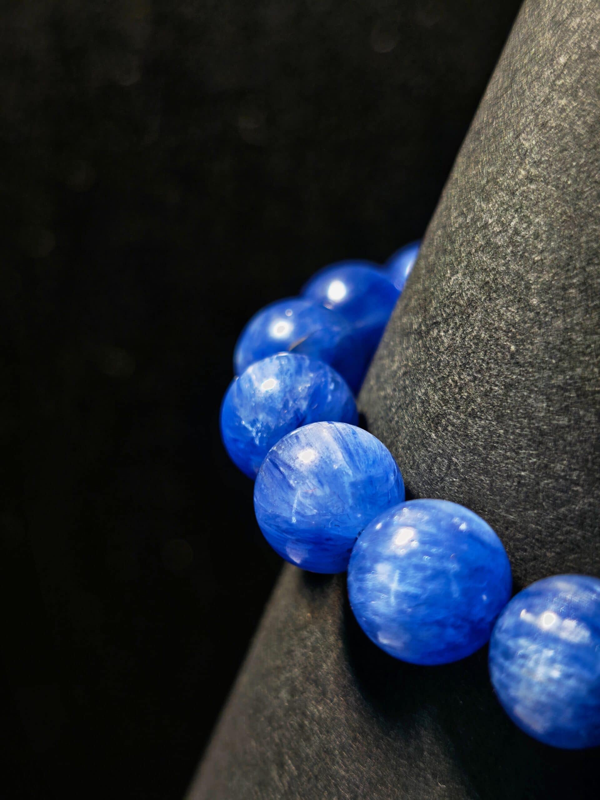 Fire-Water Balance Blue Crystal Bracelet - 图片 2